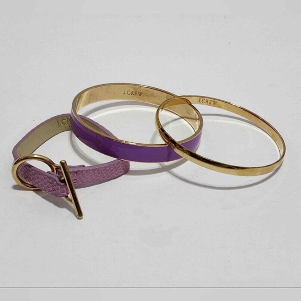 J. Crew Bracelet Set Gold Tone Purple Enamel Lavender Toggle Bangle Trio